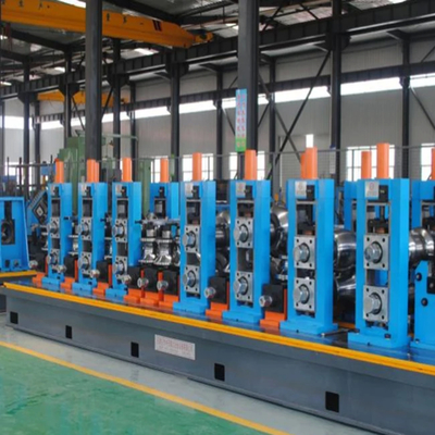 Fette Schnelligkeit Stahlrohr Produktionslinie PLC gesteuert Indoor ERW Tube Mill 600KW Leistung