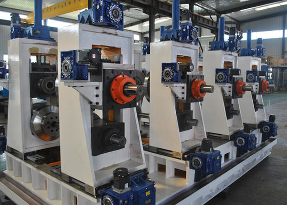 Keine Rollenwechsel Boden Schweißer Quadratrohrmühle Kohlenstoffstahl Automatische Rohrmühle
