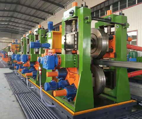 Gerade Naht geschweißtes Röhrenwerk-Stahlrohr, das Maschine 1550 Millimeter-Spulen-Breite macht