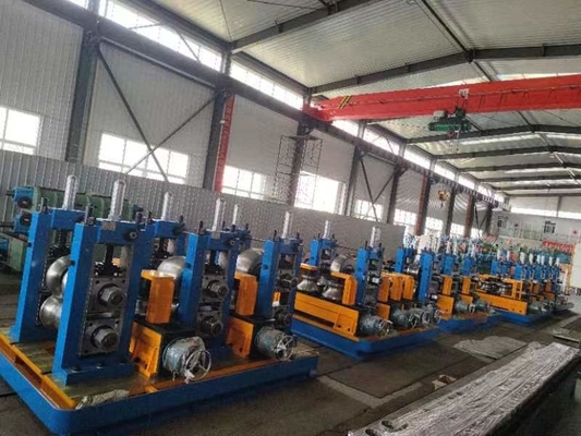 Max. 100 m / min Dicke 2,5 mm blaue Farbe geschweißte Rohrmühle Hochfrequenz