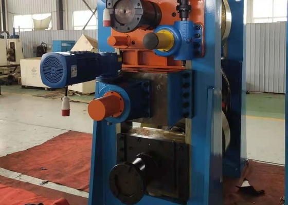 Präzisionsrohrmühle Durchmesser 76 mm-153 mm Geschwindigkeit 60 m / min Große API-Rohre Blau
