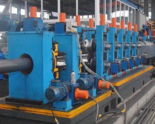 Hochfrequenzgeschweißte Rohrmaschine HG114 Hochfrequenzgeschweißte Rohrformmaschine aus Kohlenstoffstahl