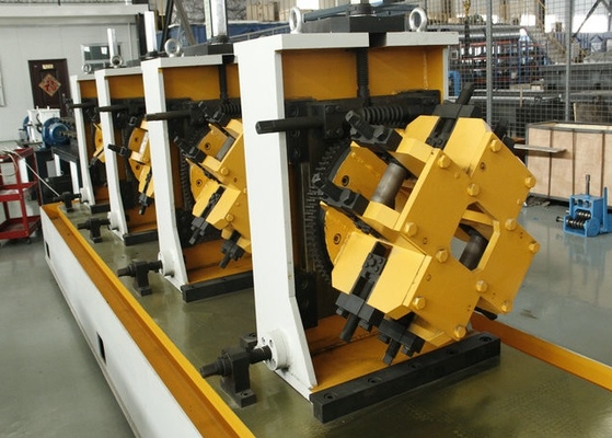 Großer Durchmesser 76-114 mm Automatische Rohrmühle