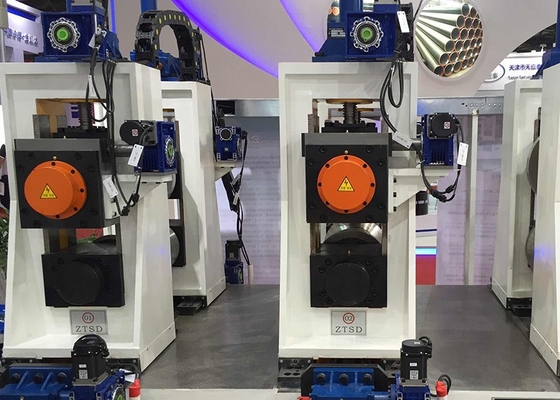 Quadratisch rund Max 127mm Dicke 4,0mm Stahlrohr Produktionslinie angepasst