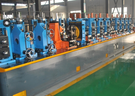 Hochfrequenz-Rollmaschinenlinie Größe 25-76mm 30x30-60x60mm Quadratrohrmaschine