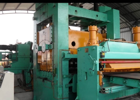 Spulenbreite max 1650 mm Gewicht max 30 t Stahlschneidmaschine Grüne Farbe