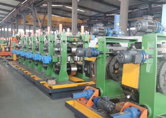 Durchmesser 320 mm-530 mm Automatische Rohrmühle Höchstgeschwindigkeit 25 m/Min