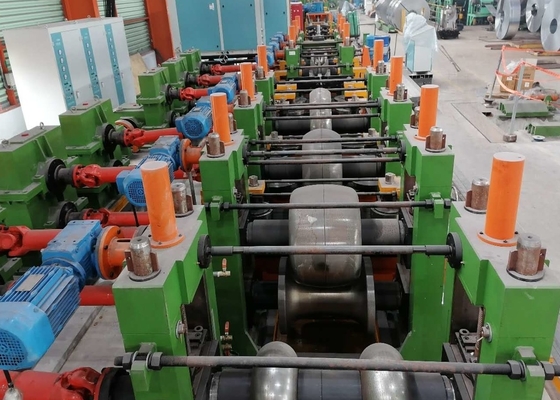 114Mm Min Dicke 1,5Mm Niedriglegierrohr Maschine hohe Produktivität Stahlrohr Produktionslinie