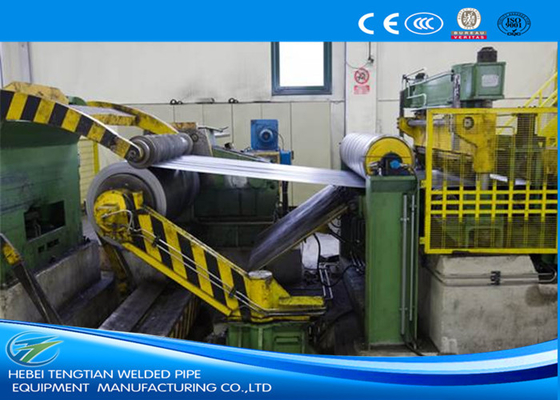 Maschine zum Schneiden von Walzspulen aus Stahl mit SKD11-Schneidenspeicher