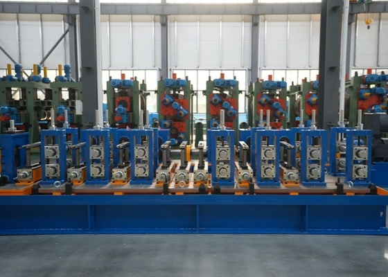 Frequenzgeschweißte Rohrmaschine für Rohre aus Kohlenstoffstahl 6m-18m
