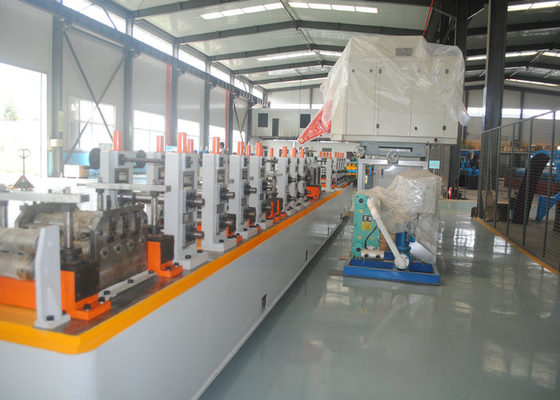 Hochpräzision ERW Rohrmühle Rohrmachmaschine mit gutem Arbeitszustand