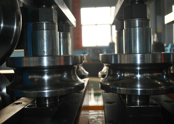 Fabrik Hochgeschwindigkeitsrohrherstellung Maschinen Automation hochwertige Rohrmühle
