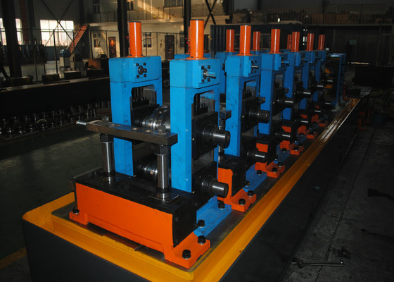 Stahl ERW Hochfrequenzgeschweißte Rohrmühle für die Produktion von Quadratrohren