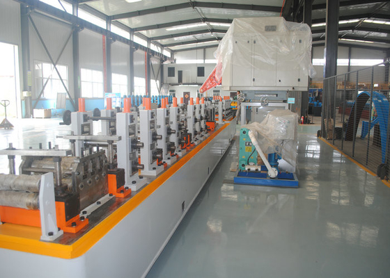 Präzisionsrohrmühle Weiße Farbe Hochpräzisionsgeschweißte Rohrmühle Maschine Niedriger Stromverbrauch
