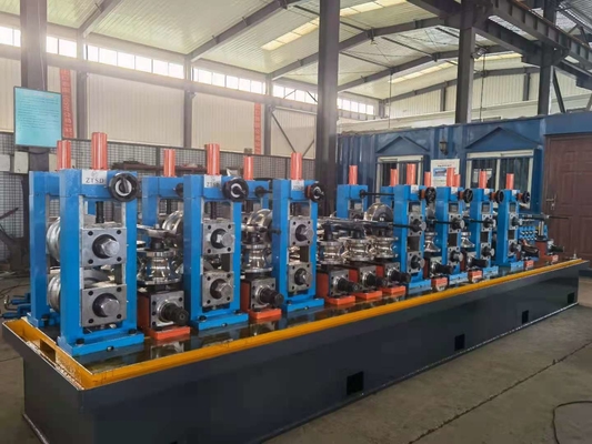 Leistungsfähige CNC-Bearbeitungszentrum Stahlrohrmachmaschine 6m/Min
