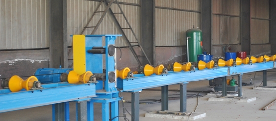 Präzision Präzise Stahlrohrmachmaschine Konsistente Produktion Rohrmühle