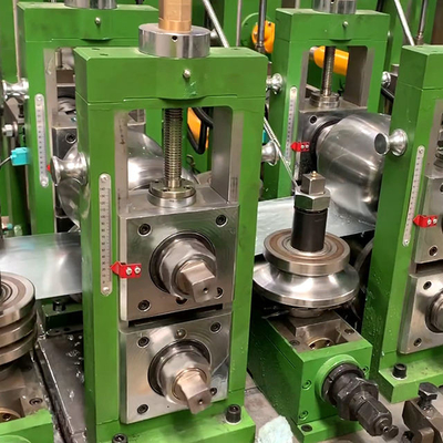 Quadratische ERW-Rohrfabrik mit direkter Formmethode