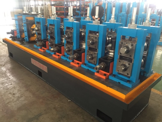 Großkapazität Rohrmaschine für 3-8mm Rohr 32-129mm Durchmesser Stahlrohr Produktionslinie