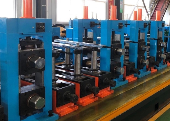 Hochpräzisionsmaschinenherstellung Spannung 380v / 440v Stahlrohr Produktionslinie