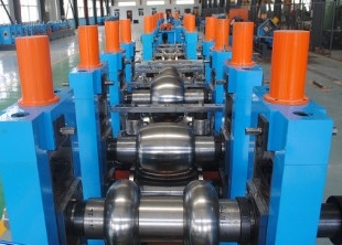 CE Hg153 Dicke 1-3 mm Hochfrequenzstahlrohr-Produktionslinie