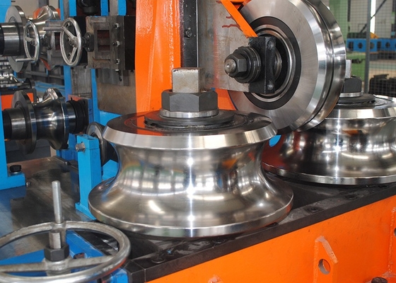 Hochfrequenzgeschweißte Rohrmühle Hg 165.2x9 7&quot; Erw Stahlrohrmühle Bauraummaschine