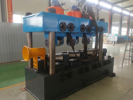 Präzisionsrohrmühle Quadratrechteckige Stahlrohrformmaschine für Rohre aus Kohlenstoffstahl, Edelstahl und verzinktem Stahl