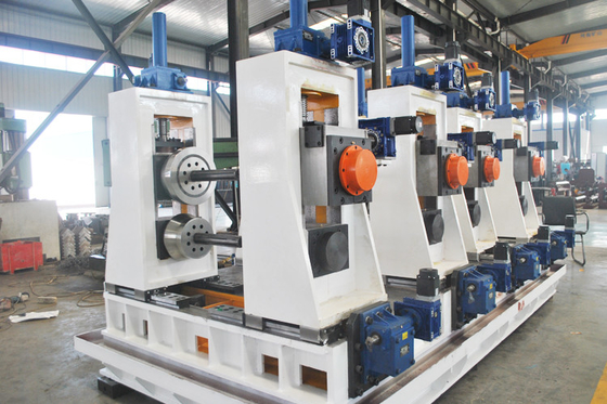 200x200mm galvanisierte automatische Rohr-Mühle das Stahlrohr, das eine gesetzte Rolle herstellt