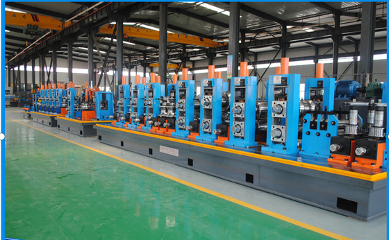 Blaue Kohlenstoffstahl-Stärke 4 mm ERW-Rohrherstellungsmaschine 70 M/Min