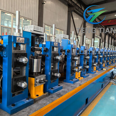 ERW-Rohrformmaschine Kohlenstoffstahlrohrherstellung Stahlrohrmühle PLC-Motor Hochfrequenzschweißrohrherstellung Maschine