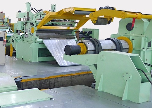 Maschine für das Schneiden von Stahlspulen mit PLC-Steuerung